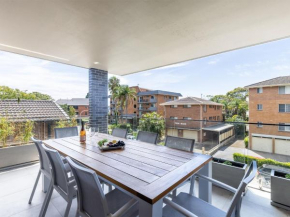 5 Kingfisher, 5-7 Ondine Close, Nelson Bay, luxury apartment with Wifi and air conditioning Nelson Bay